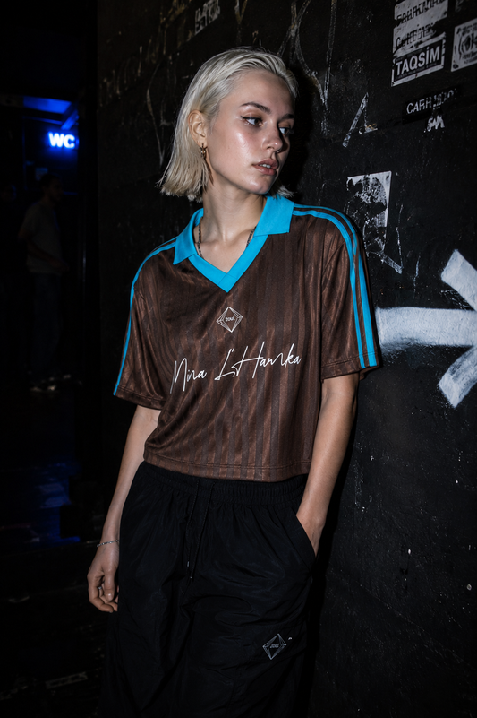 Mina L’Hamka Cropped Soccer Jersey — Women’s Bodycon Street Top | Sport Cut by 2OUT